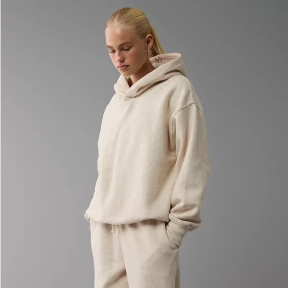 *Final Price* American Eagle | Everday Luxe Heavyweight Hoodie in Sand Size XL